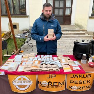 Mikulášský jarmark na @mytina_uh 🎀👹 #jpkoreni #kraluvkorenenyeshop #koreni j